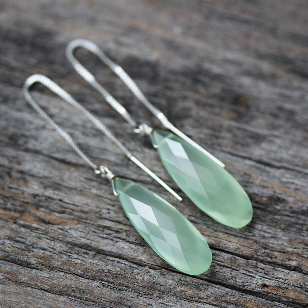 Green Chalcedony Dangle Earrings / Mint Sea Green Gemstone