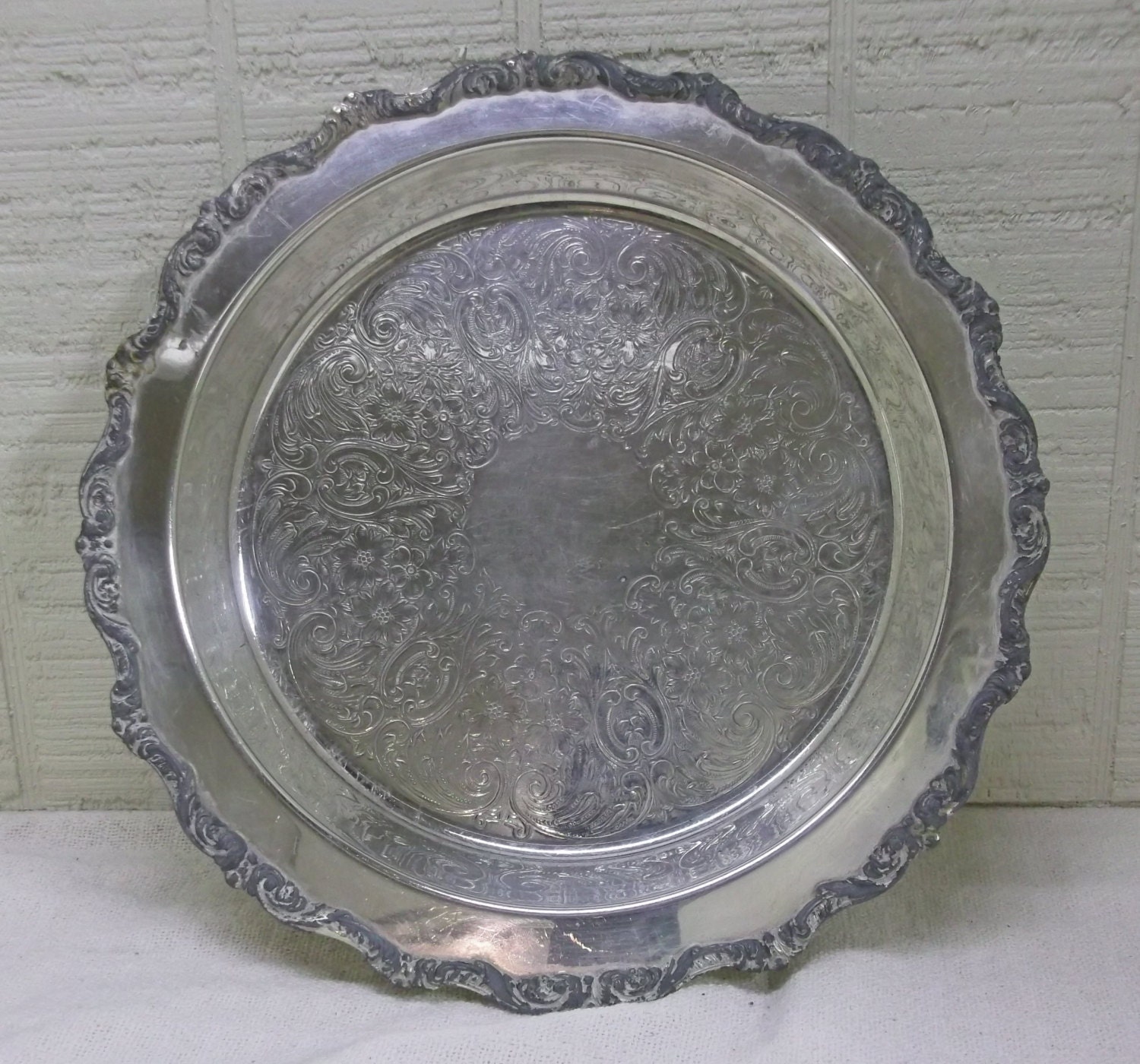 Vintage Silverplate Footed Pie Plate / Tray – EPCA Old English by Poole ...