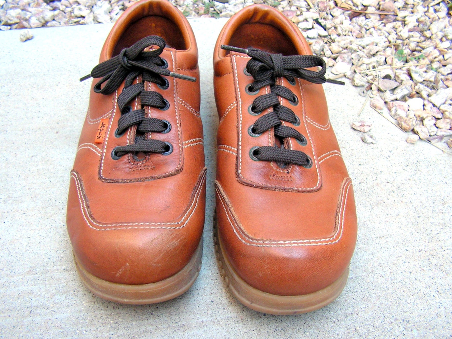 levi platform shoes