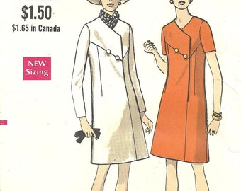New Listing Vogue 7468 Dress Pattern Vintage size 12 1/2
