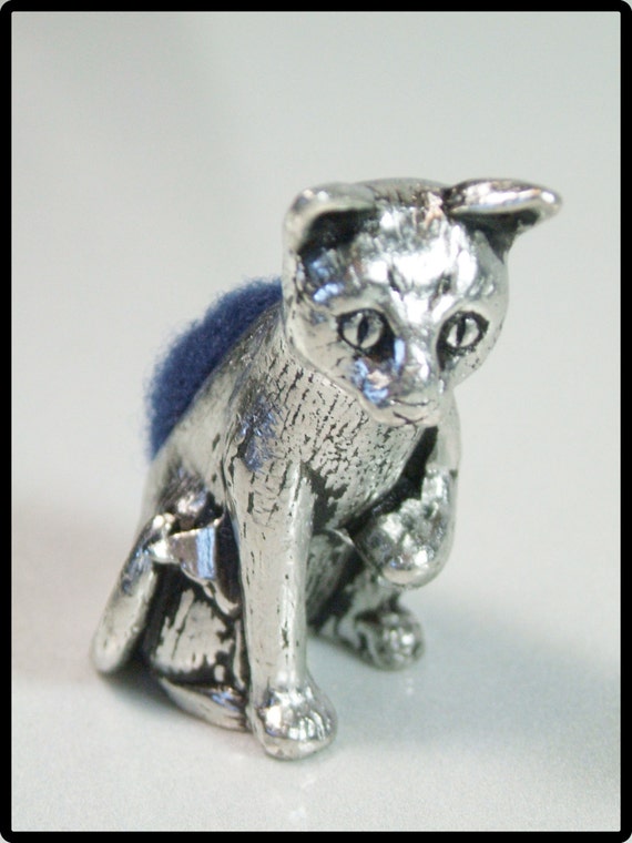 Heirloom Pewter Cat Kitten Pin Cushion by AliceInStitchesArts