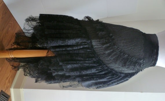 Black Crinkled Taffeta /Tulle Lace Wrap Ruffled Skirt