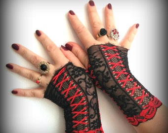 Fingerless lace gloves Black with red