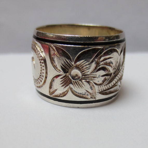 hawaiian enamel wedding ring