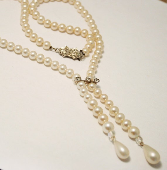 Vintage pearl necklace. Lariat necklace. Pearl lariat. Vintage