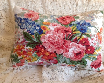 Vintage Ralph Lauren pillow cover Decorative pillow Throw pillow Gorgeous cottage garden flowers Bright colors