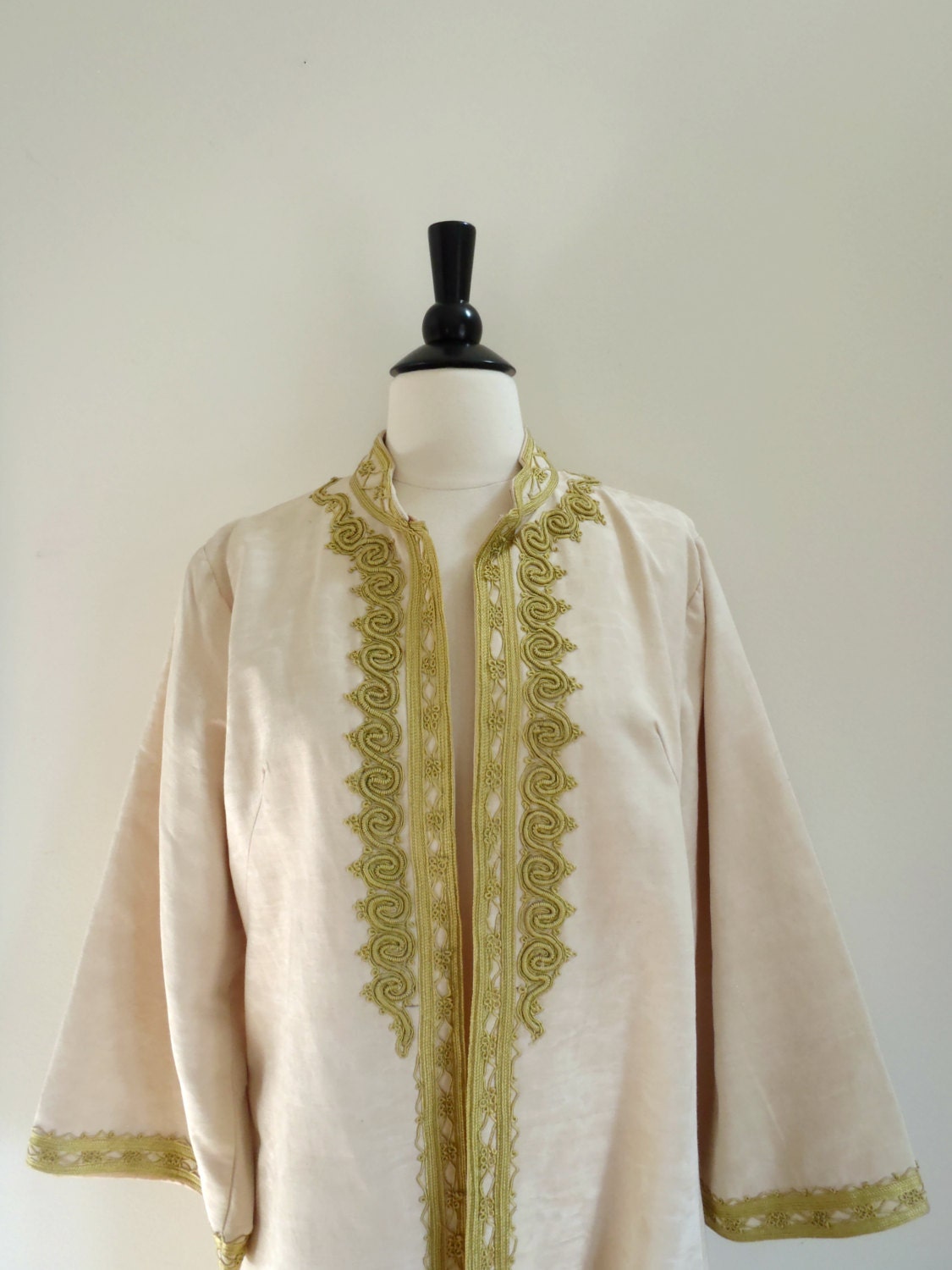 Vintage caftan style jacket with embroidered trim / ethnic