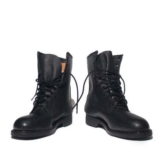 7 R Vintage 1980's Combat Boots Lace Up Military Boot