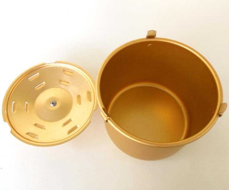 Rival CrockPot Roasting Rack 6 or Bread 'N' by LaurasLastDitch