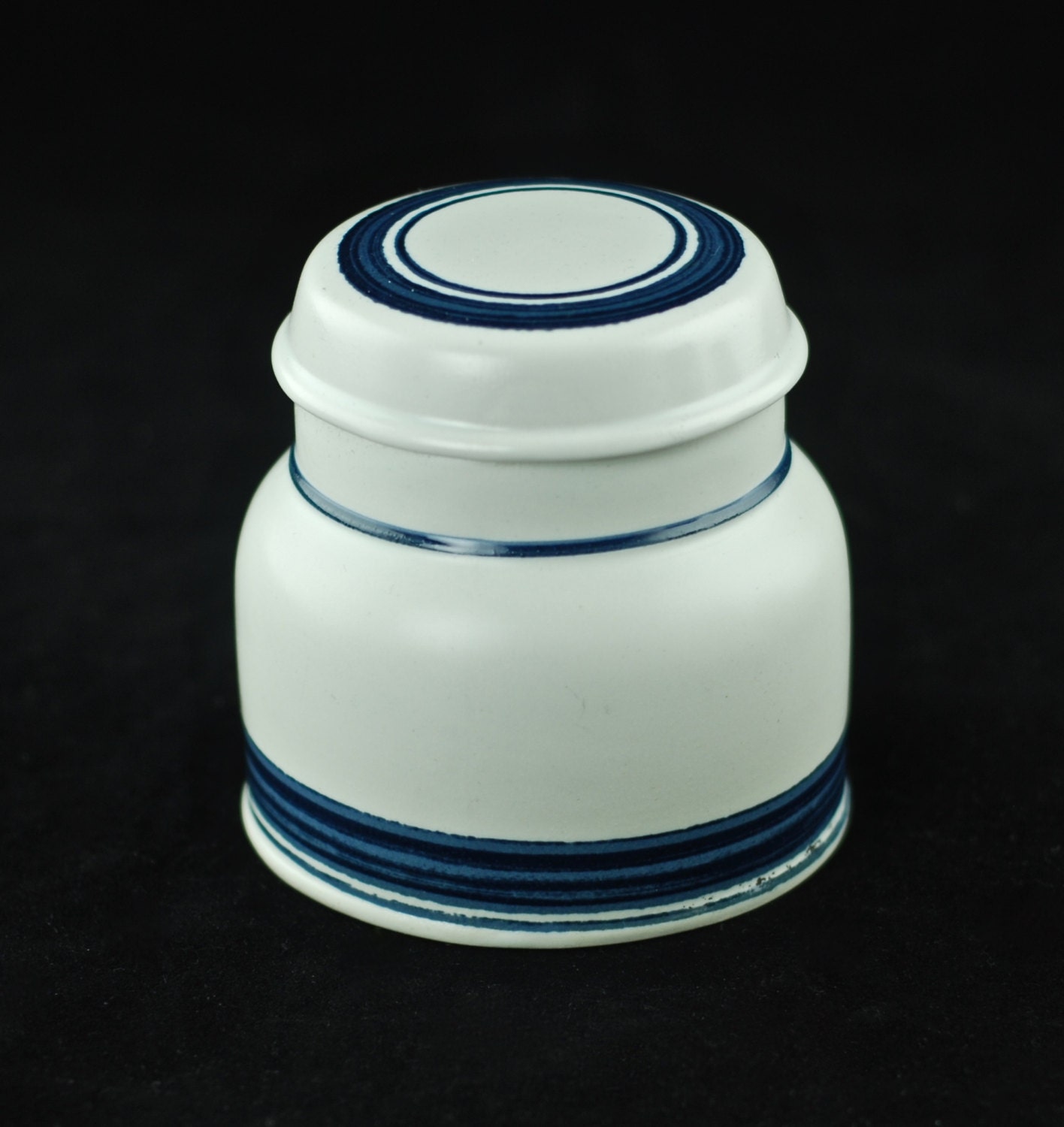 Vintage Royal Doulton 'Biscay' Lambeth Stoneware Cream