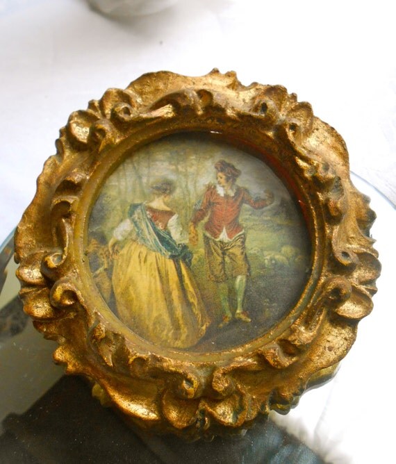 Italian small round frame with romantic print vintage by LADYG99