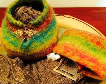 Yarn Bowl for Sock Knitter's Hand Knit, Felted, Wool Yarn Bowl with matching Zippered Knitting Notions Bag, Kureyon Noro, with gold clasp