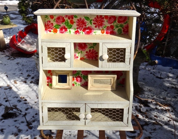  Shelves, Chicken Coup Wire, Decoupage Cabinet, Farmhouse Powder Room