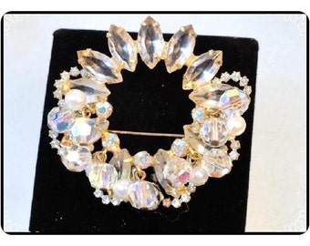 D&E Juliana Brooch - Vintage Juliana Lovely Circles of Halos Clear and Icy - Pin-426a-100212000