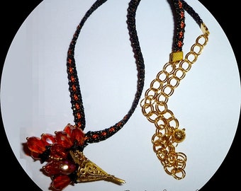 Orange bouquet, Crystal - Acrylic - Braid - Gold chain