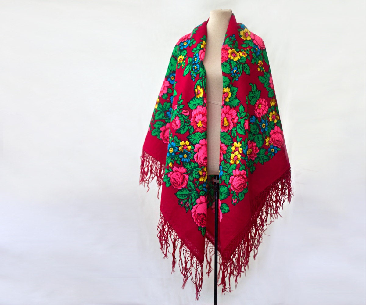 Red Russian shawl, pink roses, piano shawl, gypsy shawl, tassels ...