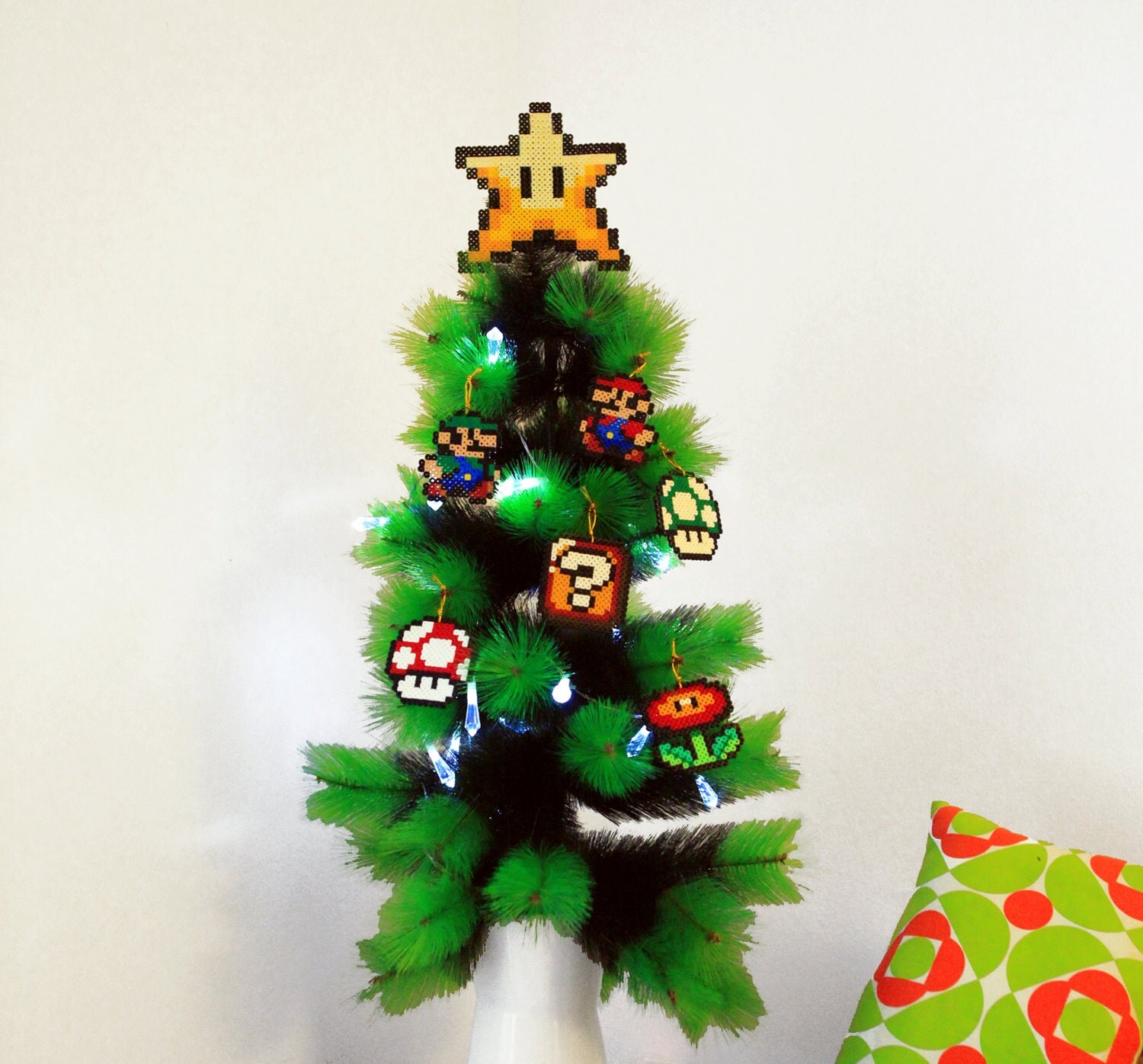 Christmas Tree Decoration Set Super Mario Bros by BeadxBead