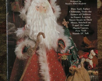 Old-World Santas-PERE-NOEL-France-Plastic Canvas-Pattern Book for Christmas Doll-Decoration