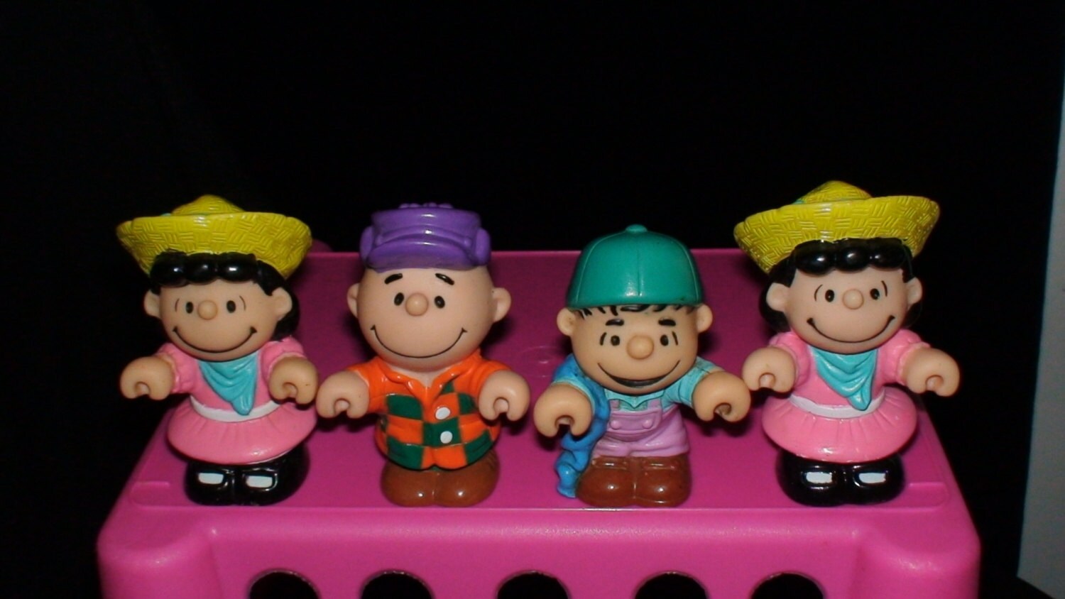 peanuts gang toys