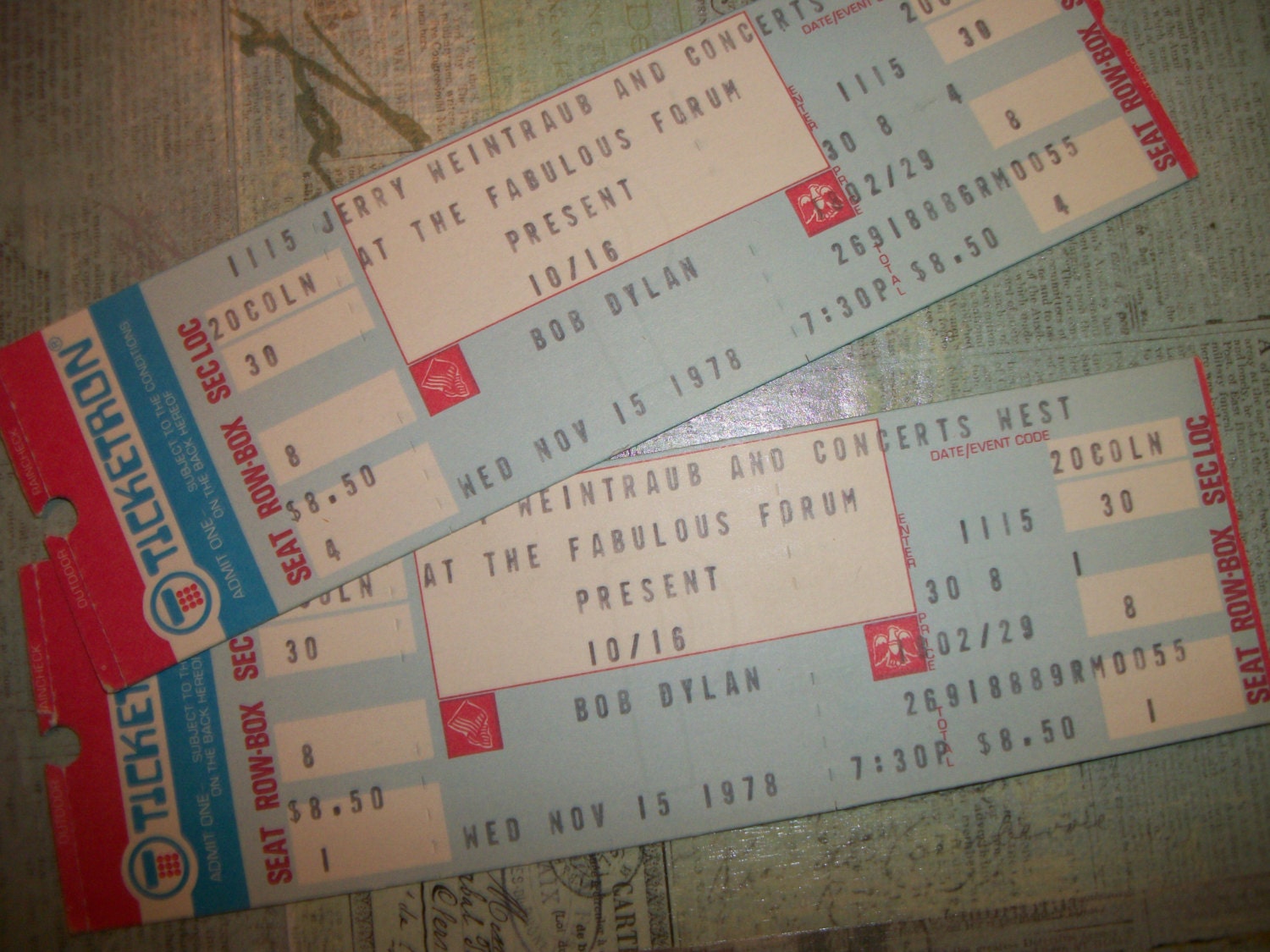 a pair of tickets thesis A pair of tickets amy tan amy tan‟s a pair of tickets is a story concerning family and roots june may, like the author herself, was a chinese born in usa and grew. a pair of tickets thesis A pair of tickets amy tan amy tan‟s a pair of tickets is a story concerning family and roots june may, like the author herself, was a chinese born in usa and grew.