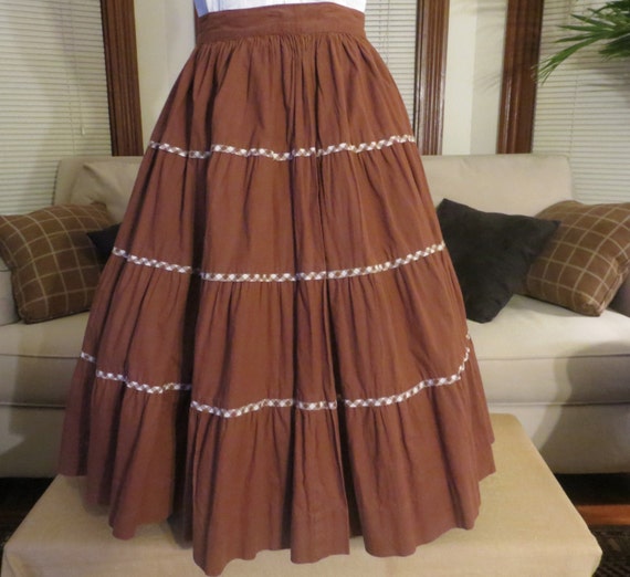 Vintage 50s Skirt Country Western Dance Skirt by by Yesterwears