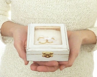 wedding rings carriers