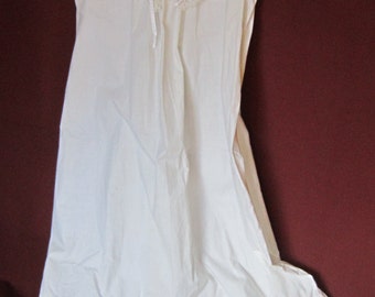 Vintage Cotton and Lace Nightgown