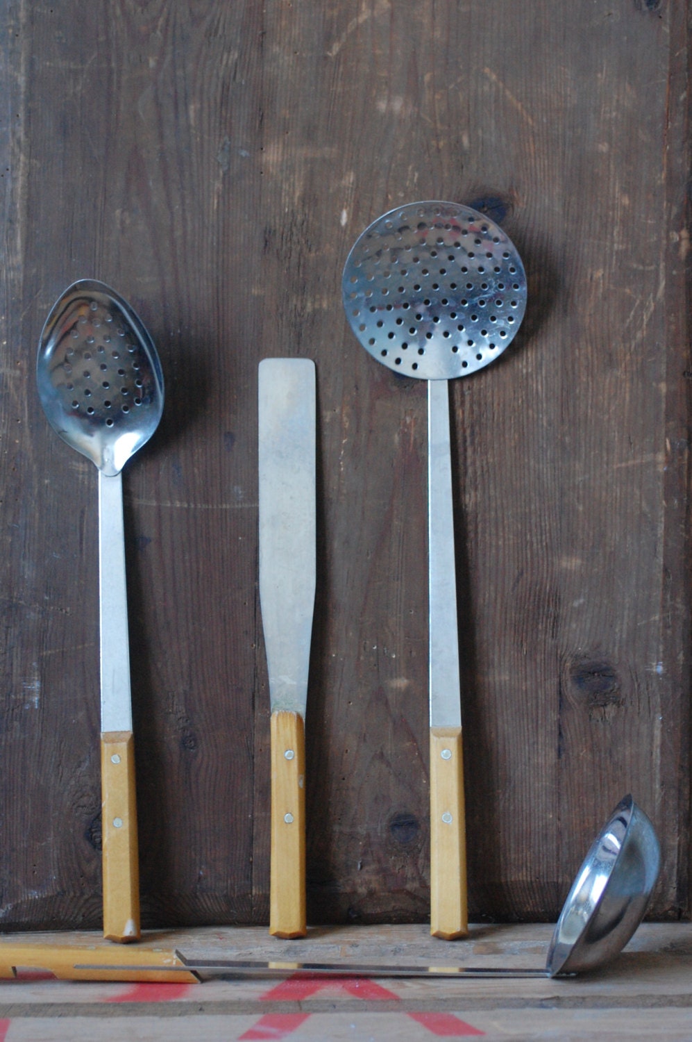 Vintage cooking utensils set of 4 skimmers, ladle and spatula Haute