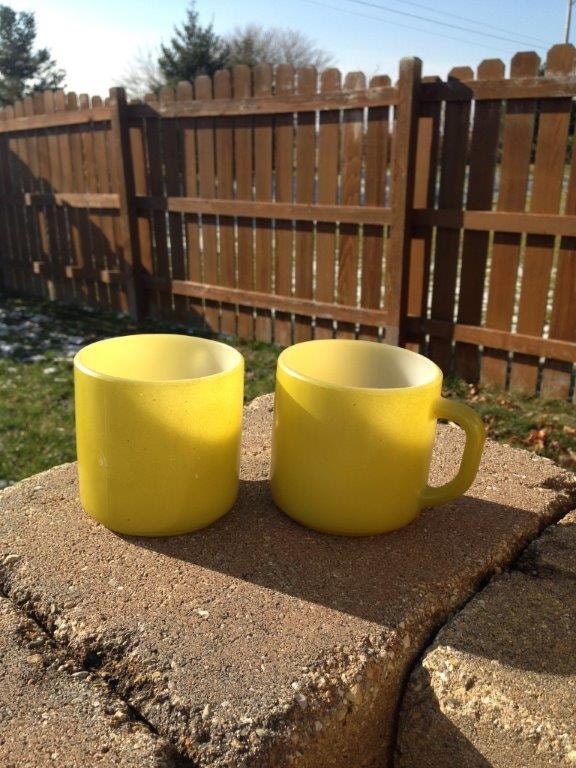 Federal Vintage lime yellow Glass Mugs Set of 2 Coffee