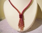 Fringe necklace in red, pink and purple, herringbone stitch, handmade jewel, original own design, chic and elegant