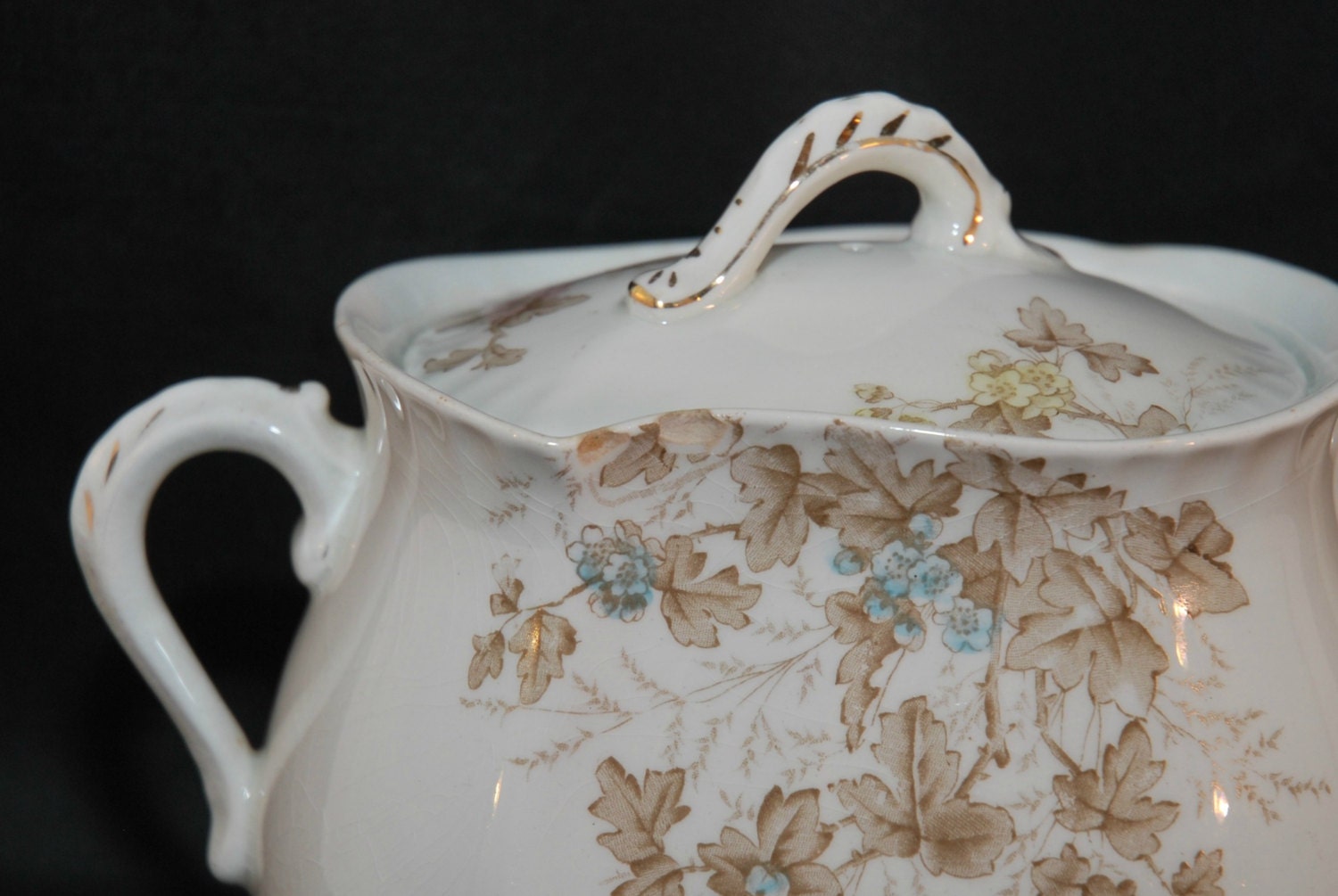 Antique Johnson Brothers Royal SemiPorcelain Covered Dish