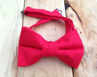 Red bow tie, Red Christmas bow tie, Holiday Bow tie, Father's Day Gift, Holiday bow tie, Christmas bow tie,