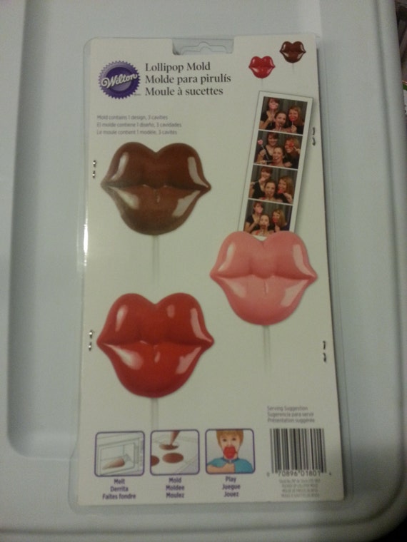 wilton lips lollipop mold