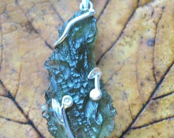 TERRA BOHEMIA Sterling Silver MOLDAVITE Pendant Raw Moldavites Jewelry Jewellery Pendants Jewel Jewels Moldavits Moldawite Czech Necklace