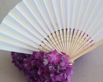 Eventail en papier blanc, white paper fan