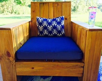 Outdoor Lounge Chair