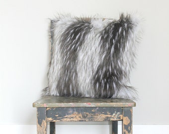 Siberian Wolf Faux fur pillow cover, cushion cover, fur decor, gift for him, winter decor