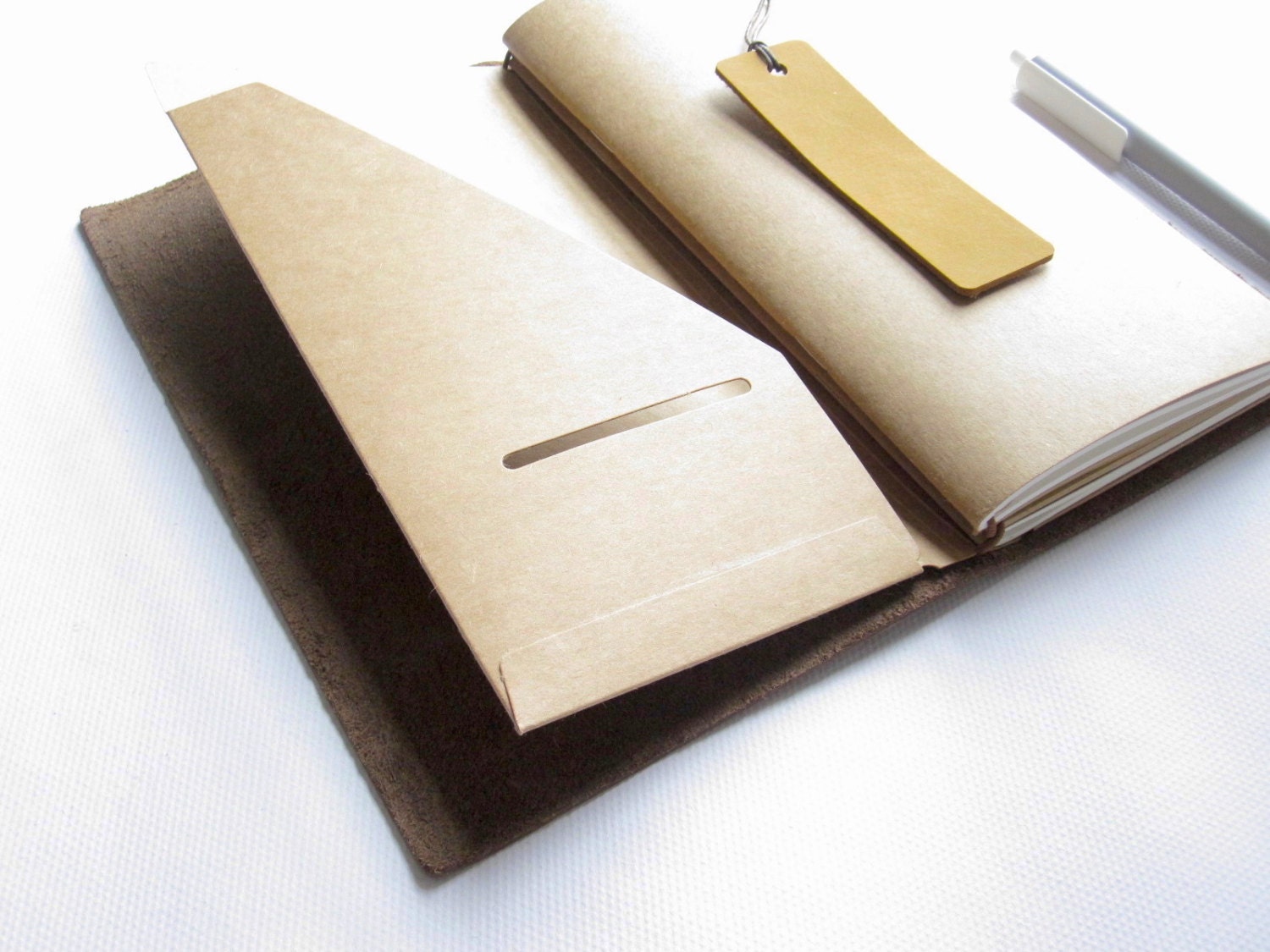 Midori Style Traveler's Notebook Kraft Folder Travelers