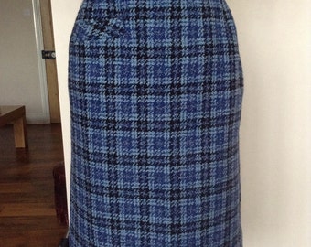 Skirt 1960's 100% pure wool fully lined.