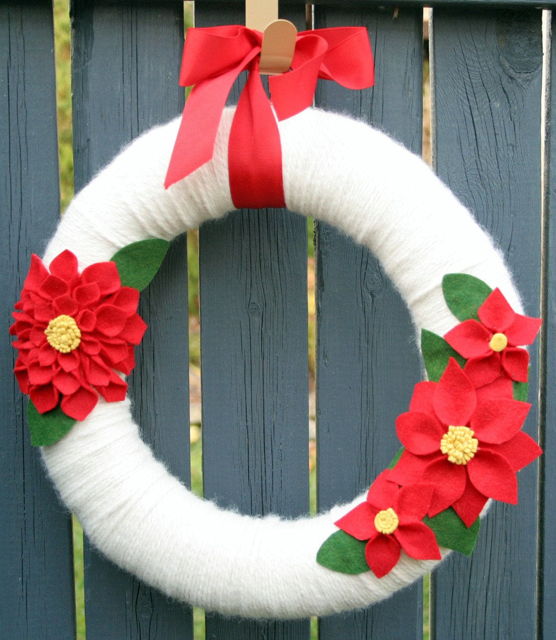 Wool Felt Yarn Christmas Poinsettia Wreath