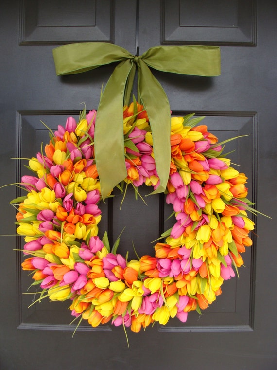 SPRING WREATH SALE Spring Wreaths- Spring Wreath- Tulip Wreath- Gift for Mom-Wreath for Spring- Custom Sizes