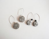 Wooden earrings with Japanese paper in silver and grey