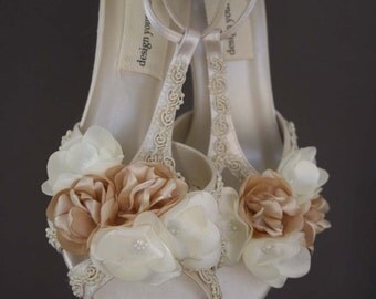 Ivory Wedding Shoes, Wedge Wedding Shoes, Ivory Lace Shoes, Lace Wedge Wedding Shoes, Lace Wedding Shoes, Ivory Bridal Accessories, Pearls