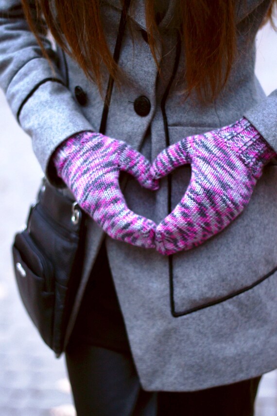 Pink Grey knit mittens, Women Wool Gloves, Winter Accessories