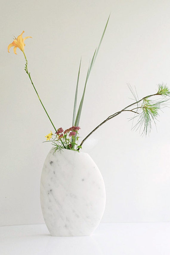Classy Timeless Minimalist White Marble Sculpted Vase Modern