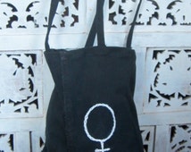 the small black tote bag