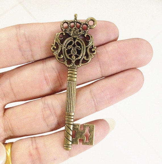 8pcs Key Charms Antique Bronze Tone Large Crown Key by OrnateBeads