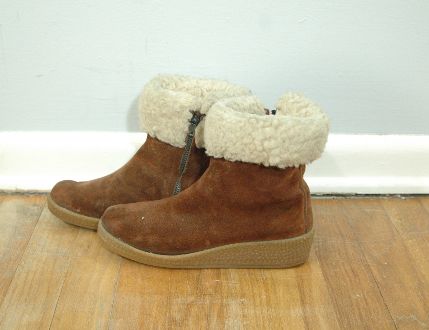 70s brown platform boots