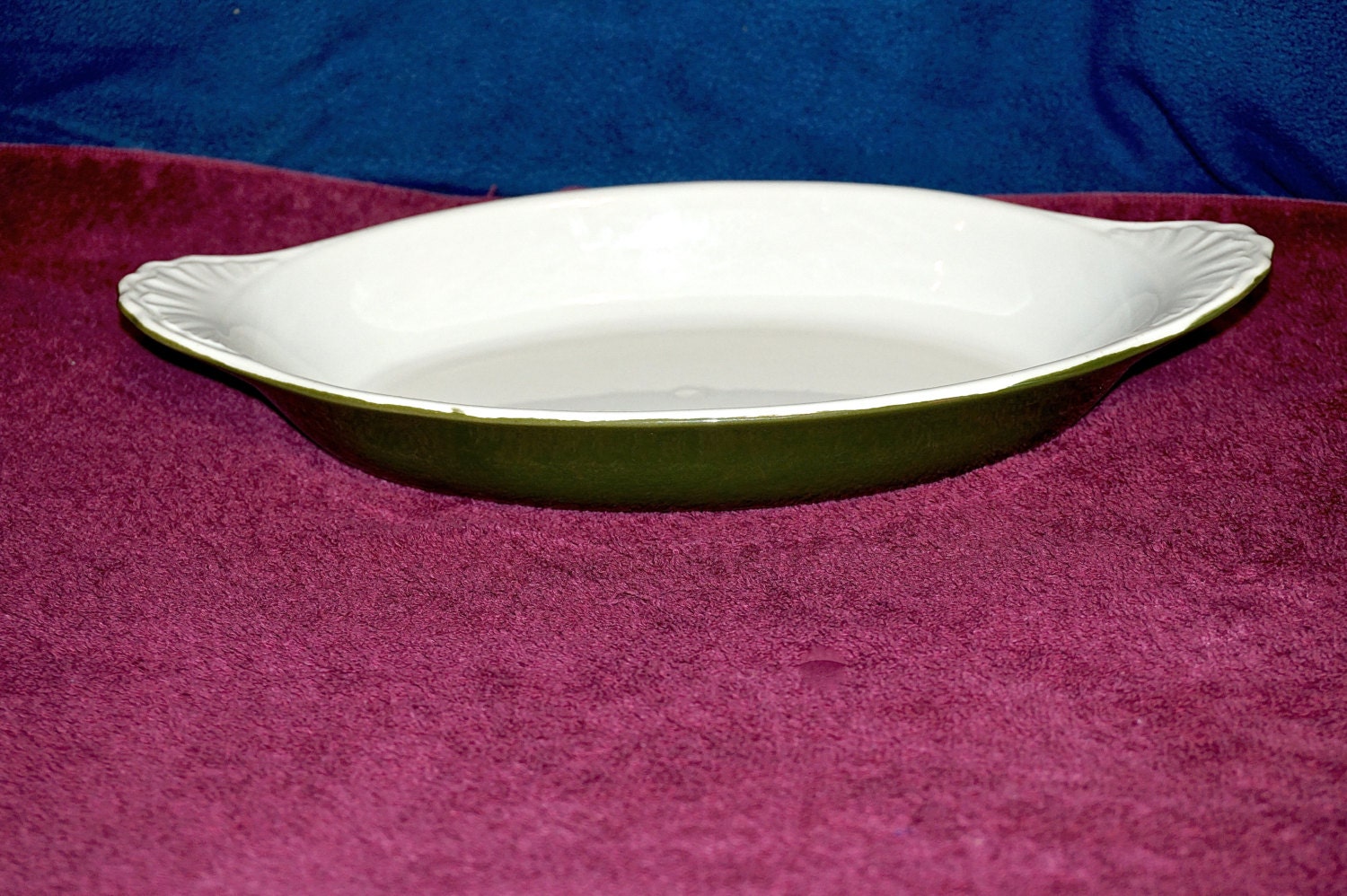 Vtg Hall China Oval Serving Au Gratin Dish Olive Green & White 12.75