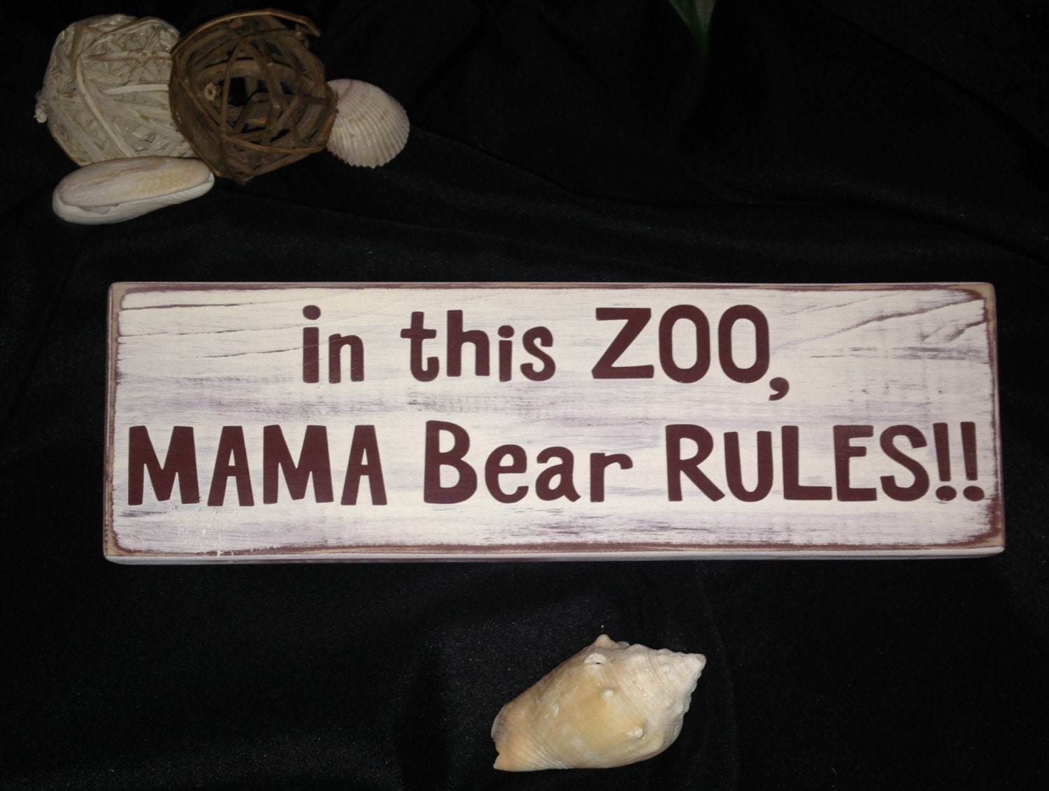 In this ZOO MAMA bear RULES Mom Rules Signs Just a Cute